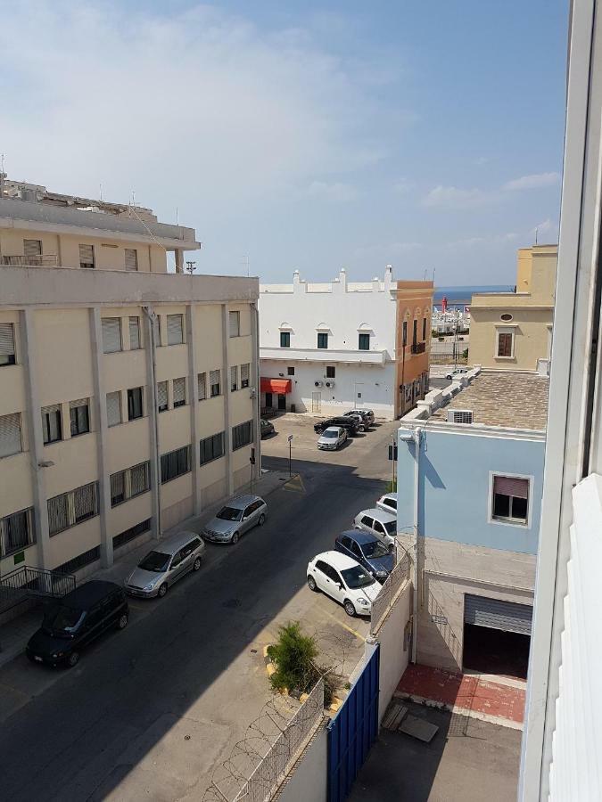 Minzoni Gallipoli Sul Mare E 130 Mt Dal Centro Exterior photo